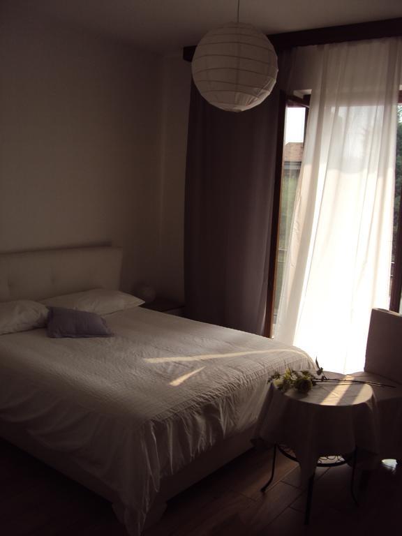 B&B Rosa Del Garda Lazise Chambre photo